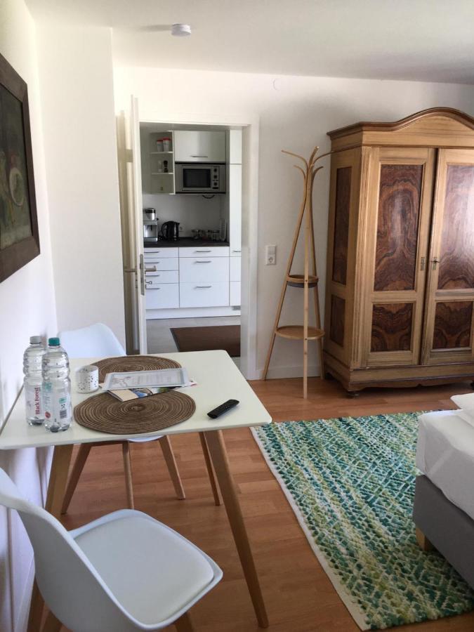 Apartment Naehe Ettlingen - 15 Min Zur Messe Karlsruhe Malsch  Exteriör bild